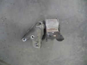 Used Gearbox mount Smart City-Coupé 0.6 Turbo i.c. Smart&Pulse Price on request offered by Autodemontage Joko B.V.