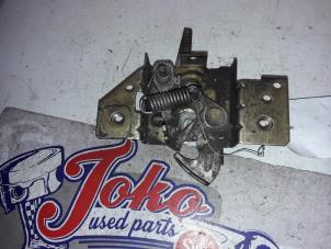 Used Bonnet lock mechanism Ford Fusion 1.6 16V Price on request offered by Autodemontage Joko B.V.
