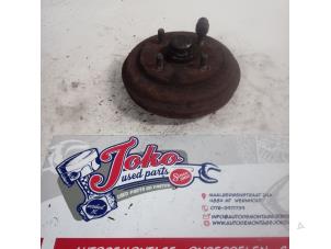 Używane Hamulec bebnowy tyl Toyota Starlet (EP8/NP8) 1.3 Friend,XLi 12V Cena na żądanie oferowane przez Autodemontage Joko B.V.