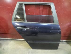 Used Rear door 4-door, right BMW 3 serie Touring (E46/3) 318d 16V Price on request offered by Autodemontage Joko B.V.