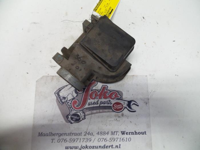 Begagnade Aerometer Volvo 360 2.0 i Pris på förfrågan erbjuds av Autodemontage Joko B.V.