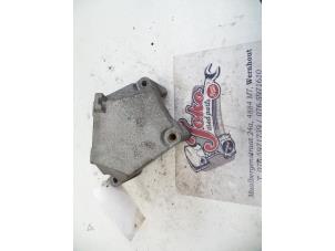 Used Engine mount Opel Corsa C (F08/68) 1.2 16V Price on request offered by Autodemontage Joko B.V.