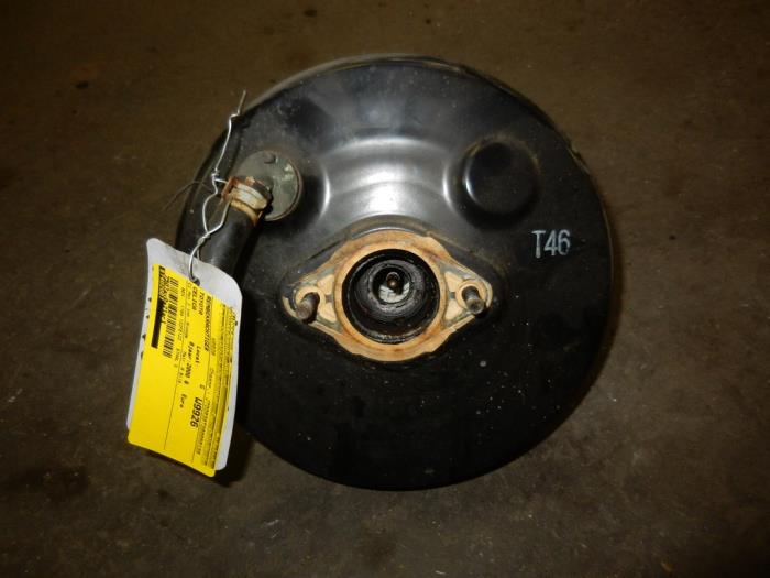 Usagé Servo frein Toyota Celica (ZZT230/231) 1.8i 16V Prix sur demande proposé par Autodemontage Joko B.V.