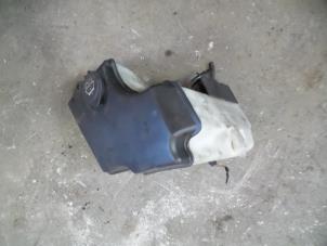 Used Front windscreen washer reservoir BMW 3 serie Touring (E46/3) 318d 16V Price on request offered by Autodemontage Joko B.V.