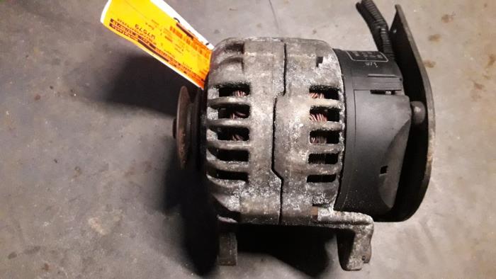 Begagnade Dynamo Ford Ka I 1.3i Pris på förfrågan erbjuds av Autodemontage Joko B.V.