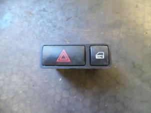 Used Panic lighting switch BMW 3 serie Touring (E46/3) 318d 16V Price on request offered by Autodemontage Joko B.V.