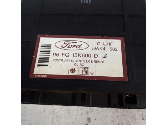 Serrure de contact + clé d'un Ford Escort 6 (ANL) 1.6 Laser 16V 1998
