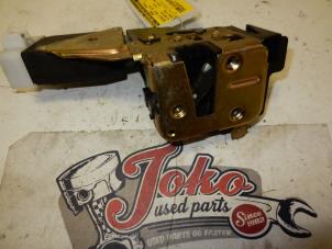 Used Front door lock mechanism 4-door, right Mitsubishi Space Star (DG) 1.6 16V Price on request offered by Autodemontage Joko B.V.