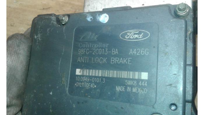 Usagé Pompe ABS Ford Puma 1.7 16V Prix sur demande proposé par Autodemontage Joko B.V.
