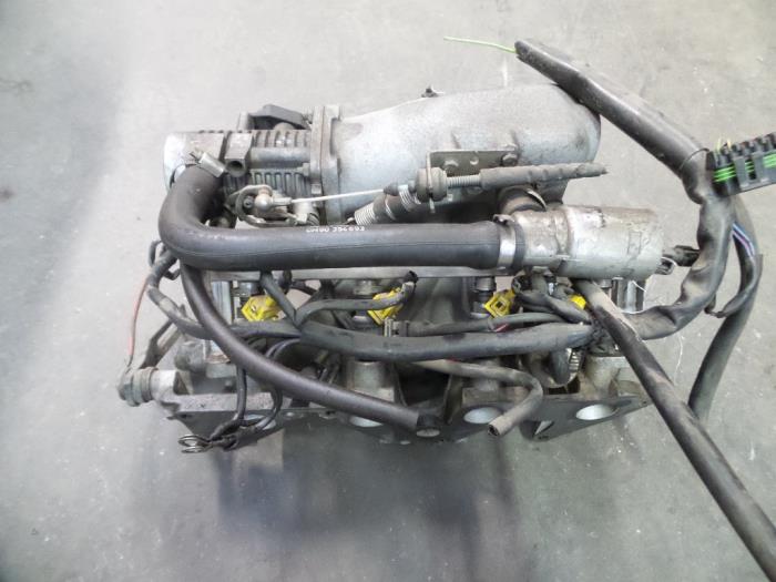 Begagnade Insugsrör Opel Omega A (16/17/19) 2.0 i LS,GL,GLS,CD Pris på förfrågan erbjuds av Autodemontage Joko B.V.
