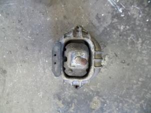 Used Engine mount BMW 3 serie (E90) 320d 16V Price on request offered by Autodemontage Joko B.V.