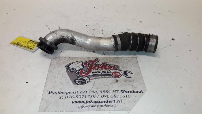 Intercooler hose from a BMW 3 serie (E90) 320d 16V 2006