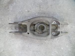 Used Lower wishbone, rear right BMW 3 serie (E90) 320d 16V Price on request offered by Autodemontage Joko B.V.