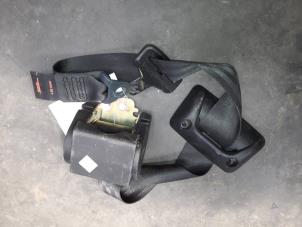 Used Rear seatbelt, centre Peugeot 206 SW (2E/K) 2.0 HDi Price on request offered by Autodemontage Joko B.V.