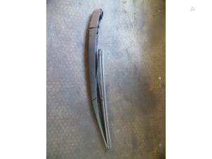 Used Rear wiper arm Opel Corsa D 1.4 16V Twinport Price on request offered by Autodemontage Joko B.V.