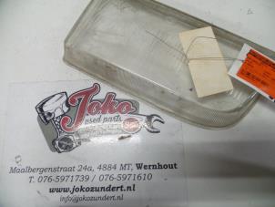 Used Headlight lens, left Volvo 460 2.0 GLE E2 Price on request offered by Autodemontage Joko B.V.