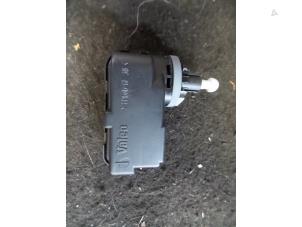 Used Headlight motor Opel Corsa D 1.4 16V Twinport Price on request offered by Autodemontage Joko B.V.