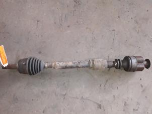Used Front drive shaft, right Volvo V40 (VW) 2.0 16V Price on request offered by Autodemontage Joko B.V.