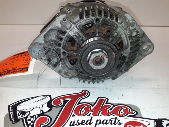 Begagnade Dynamo Volvo 440 1.6 i DL,GL,GLE Pris på förfrågan erbjuds av Autodemontage Joko B.V.