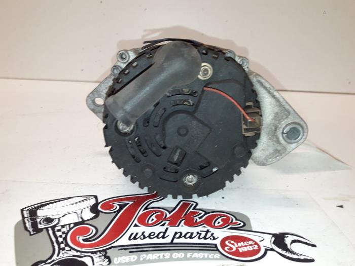 Dynamo van een Volvo 440 1.6 i DL,GL,GLE 1995