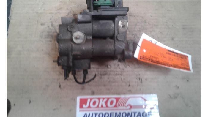 ABS Pumpe van een Citroën XM (Y4) 2.0 Turbo 1999