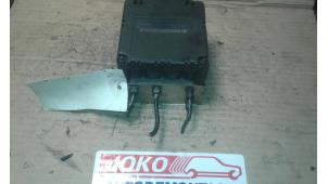 ABS Pumpe van een Citroën XM (Y4) 2.0 Turbo 1999