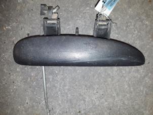 Used Rear door handle 4-door, right Renault Espace (JE) 2.0i RTE,RXE Price on request offered by Autodemontage Joko B.V.