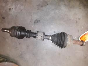 Used Front drive shaft, left Saab 9-3 I (YS3D) 2.2 TiD Kat. Price on request offered by Autodemontage Joko B.V.