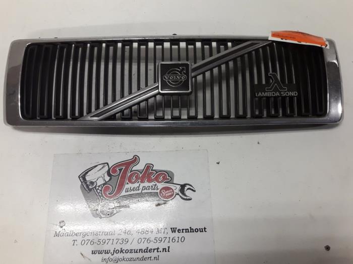 Używane Grill Volvo 440 1.8 i DL/GLE Cena na żądanie oferowane przez Autodemontage Joko B.V.