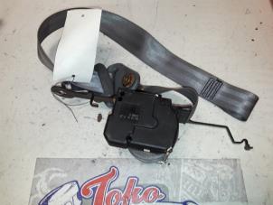 Used Front seatbelt, left Renault Clio Price on request offered by Autodemontage Joko B.V.
