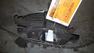 Used Front brake pad Fiat Doblo (223A/119) 1.6 16V Price on request offered by Autodemontage Joko B.V.