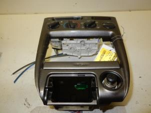 Usados Panel de control de calefacción Toyota Corolla (E11) 2.0 D Precio de solicitud ofrecido por Autodemontage Joko B.V.