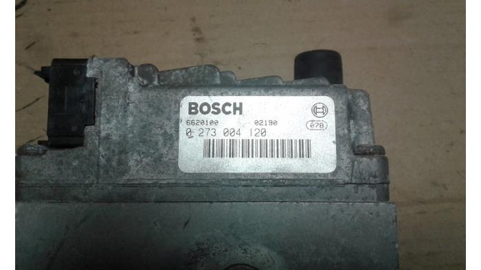 Używane Pompa ABS Volvo S40 (VS) 1.8 16V Cena na żądanie oferowane przez Autodemontage Joko B.V.