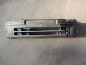 Used Front bumper Renault Clio II Societe (SB) 1.9 D Price on request offered by Autodemontage Joko B.V.
