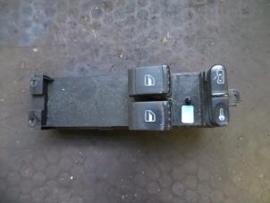 Used Electric window switch Volkswagen Sharan (7M8/M9/M6) 1.9 TDI 115 Price on request offered by Autodemontage Joko B.V.