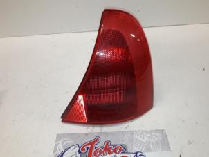 Used Taillight, right Renault Clio II Societe (SB) 1.9 D Price on request offered by Autodemontage Joko B.V.