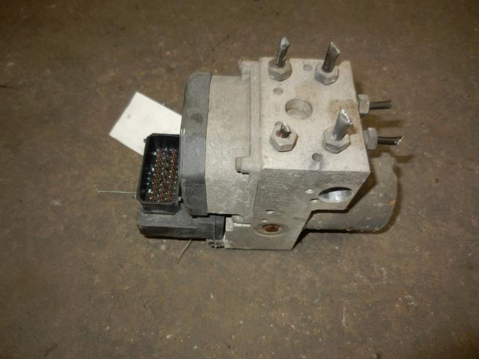 Usagé Bloc ABS Ford Transit 2.4 TDdi 16V 300S Prix sur demande proposé par Autodemontage Joko B.V.