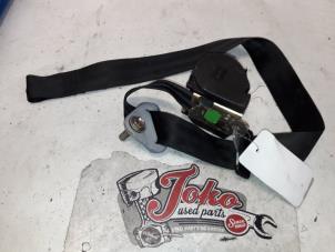 Used Front seatbelt, right Renault Twingo Price on request offered by Autodemontage Joko B.V.