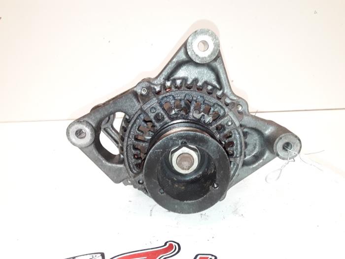 Begagnade Dynamo Volvo S40 (VS) 1.8 16V Pris på förfrågan erbjuds av Autodemontage Joko B.V.