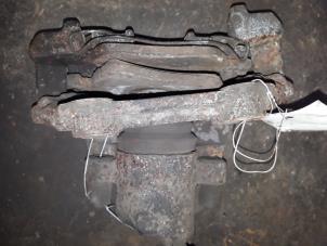 Used Front brake calliper, left Volkswagen Golf III (1H1) 2.8 VR6 Price on request offered by Autodemontage Joko B.V.