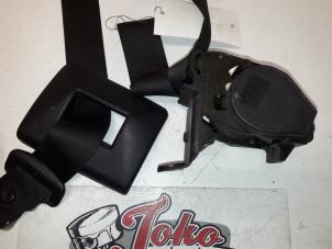 Used Rear seatbelt, right BMW 5 serie (E34) 520i 24V Price on request offered by Autodemontage Joko B.V.