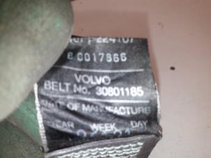 Usados Cinturón de seguridad izquierda detrás Volvo S40 (VS) 1.8 16V Precio de solicitud ofrecido por Autodemontage Joko B.V.