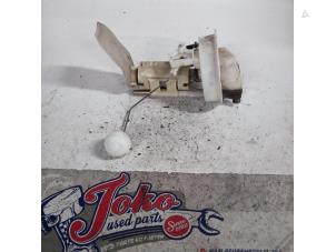 Used Electric fuel pump Volvo 460 1.8i DL/GL Price on request offered by Autodemontage Joko B.V.