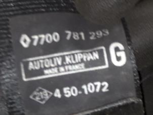 Used Front seatbelt, left Renault Express/Rapid/Extra 1.9 D Price on request offered by Autodemontage Joko B.V.