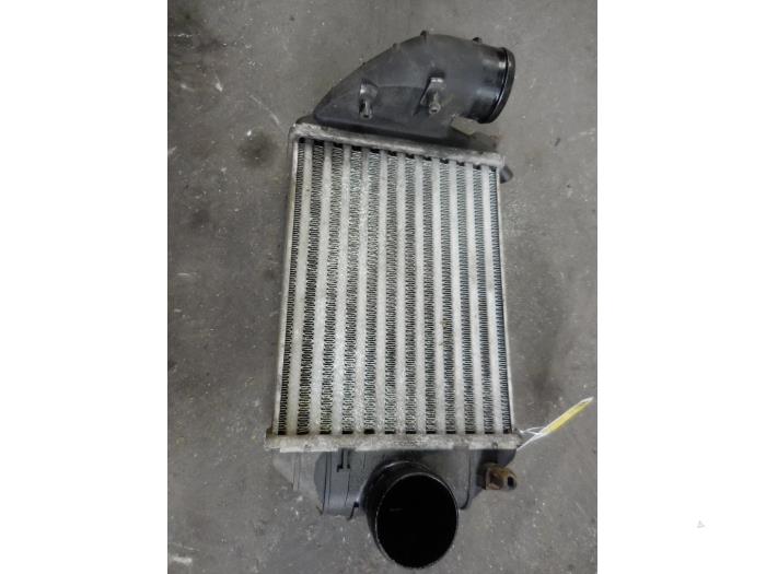 Usados Intercooler Volkswagen Passat Variant (3B6) 2.5 TDI V6 24V Precio de solicitud ofrecido por Autodemontage Joko B.V.