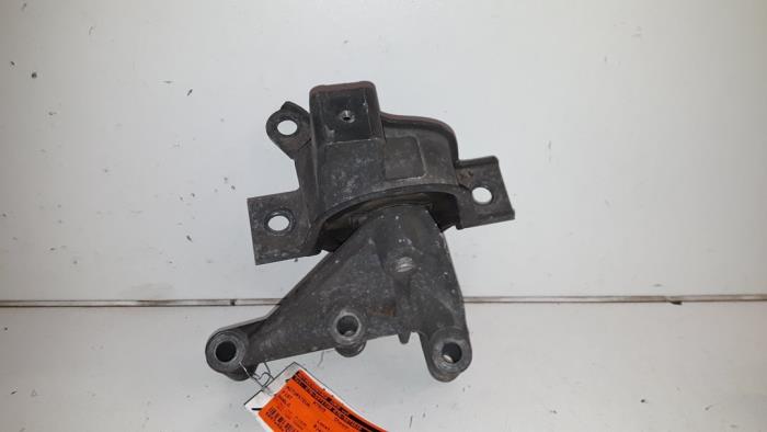 Used Engine mount Fiat Doblo (223A/119) 1.6 16V Price on request offered by Autodemontage Joko B.V.