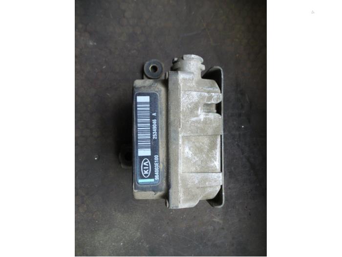 Gebrauchte Tempomat Kia Sorento I (JC) 3.5 V6 24V Preis auf Anfrage angeboten von Autodemontage Joko B.V.