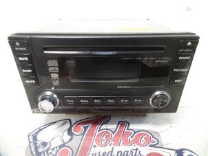 Used Radio CD player Kia Sorento I (JC) 3.5 V6 24V Price on request offered by Autodemontage Joko B.V.