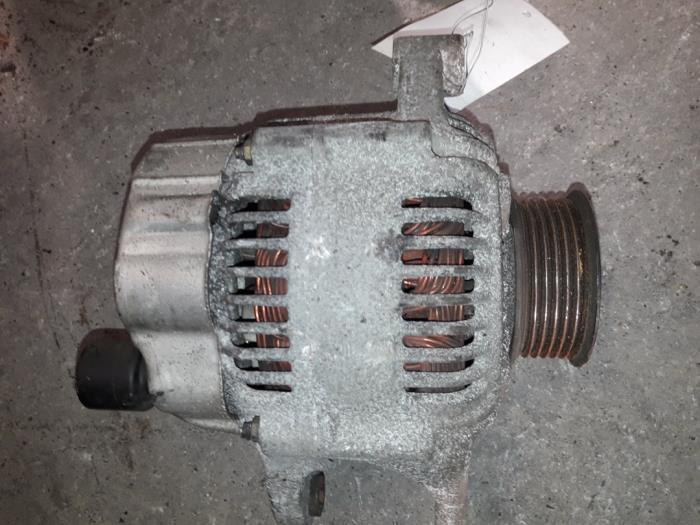Begagnade Dynamo Chrysler Voyager/Grand Voyager 3.3i V6 Pris på förfrågan erbjuds av Autodemontage Joko B.V.