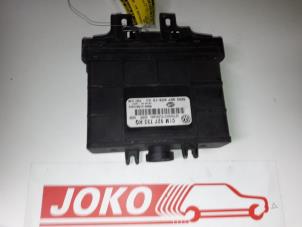Usados Ordenador de caja automática Volkswagen Bora (1J2) 1.9 TDI 110 Precio de solicitud ofrecido por Autodemontage Joko B.V.
